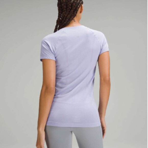 Lululemon Swiftly Tech Short Sleeve Shirt 2.0 - Picture 2 of 8